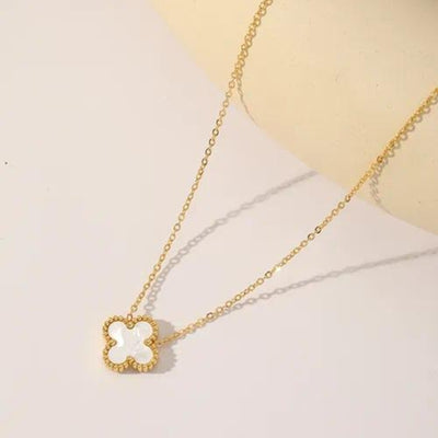 DELIA GOLD LUCKY CLOVER NECKLACE – 18K GOLD ON 304 STAINLESS STEEL